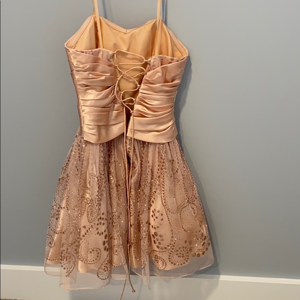 Dress - Picture 2 of 4